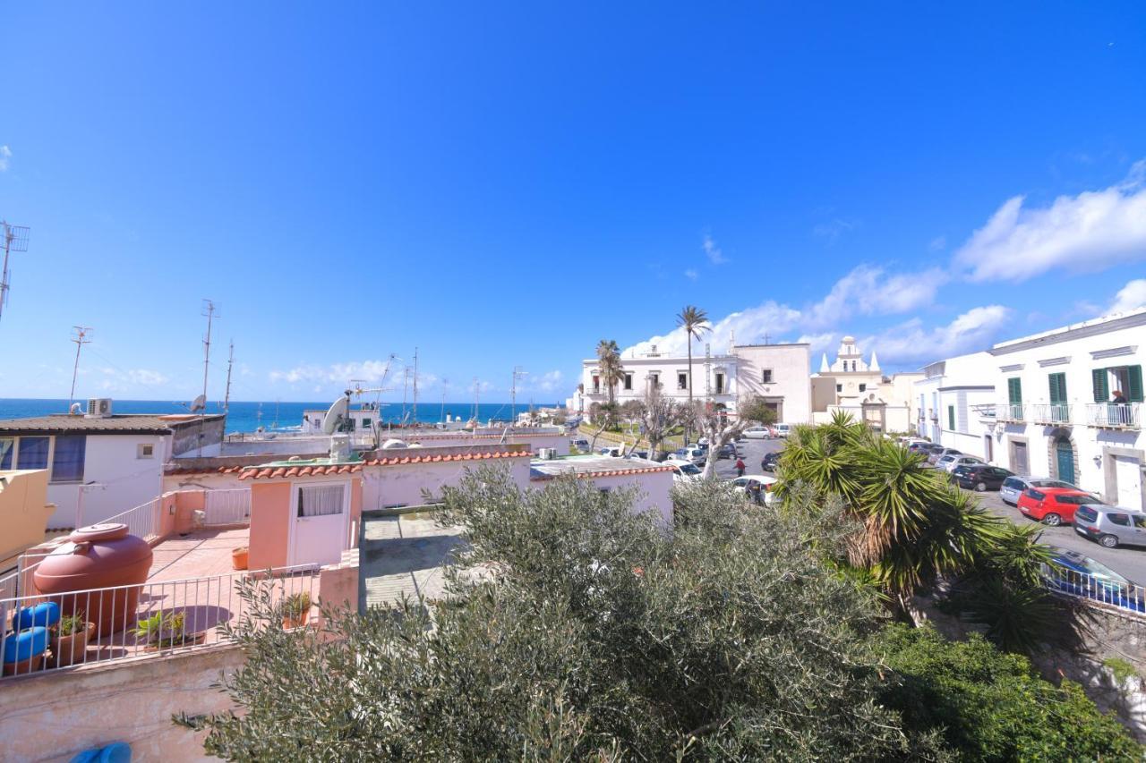 Casa Romano, Centro Di Forio, Ischia Форио Экстерьер фото